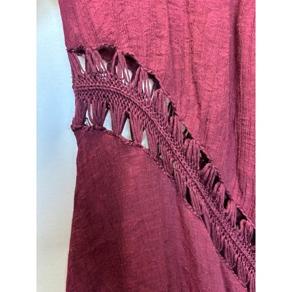 Vivid Importers Crochet Trim Tunic Top Handkerchief Hem Boho Resort Burgundy - Picture 5 of 6